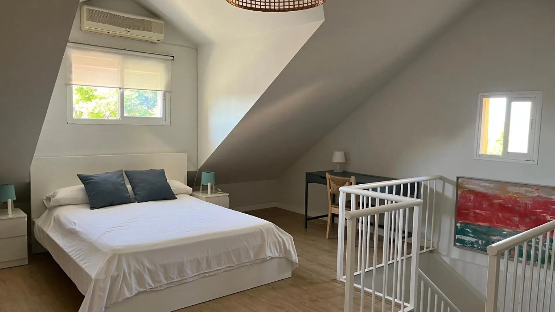 Casa En El Puerto De Santa Maria Solo Familias O Grupo Mayores De 25 Anos Holiday home